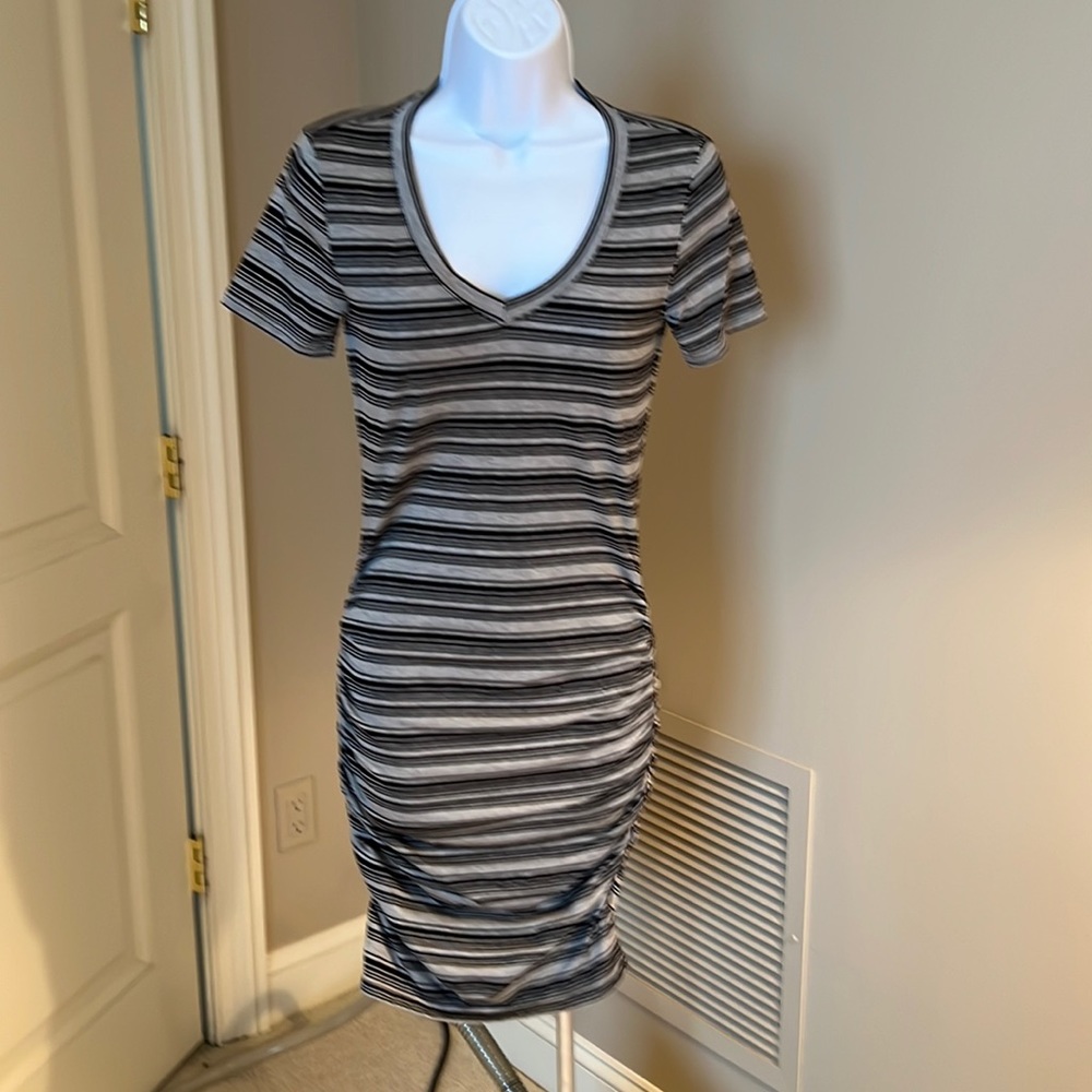 Michael stars Short sleeve , cotton/poly grey and black striped dress